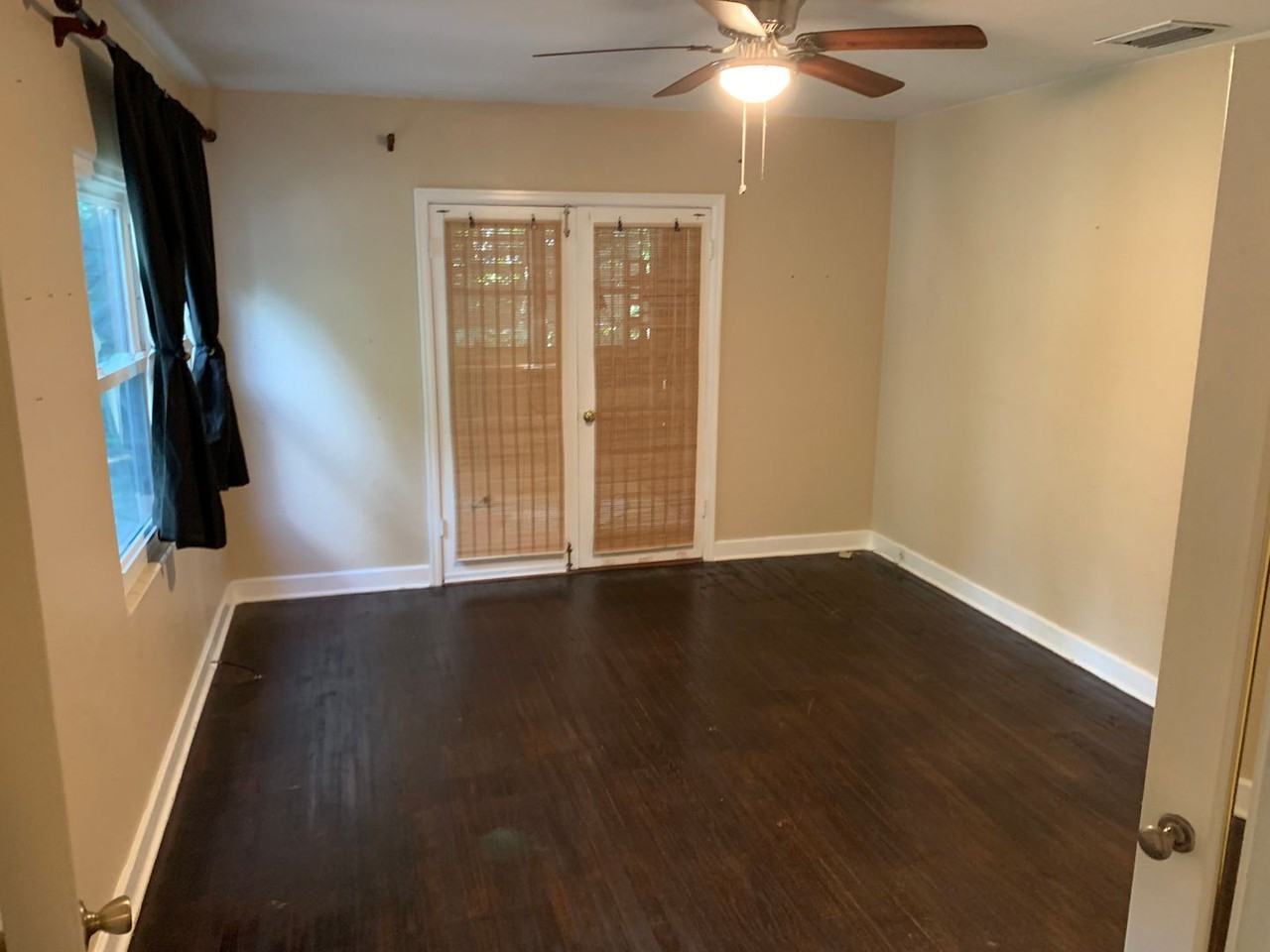 915 Laurel Ave - Photo 3 of 23