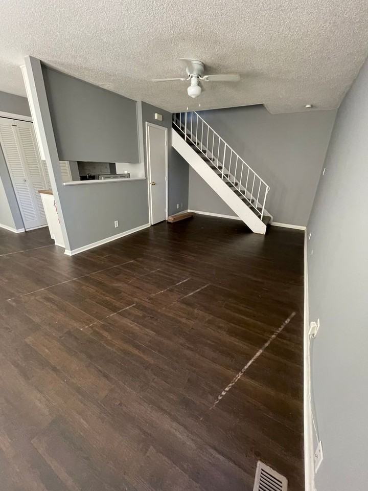 3269 Lupine Dr - Photo 3 of 13
