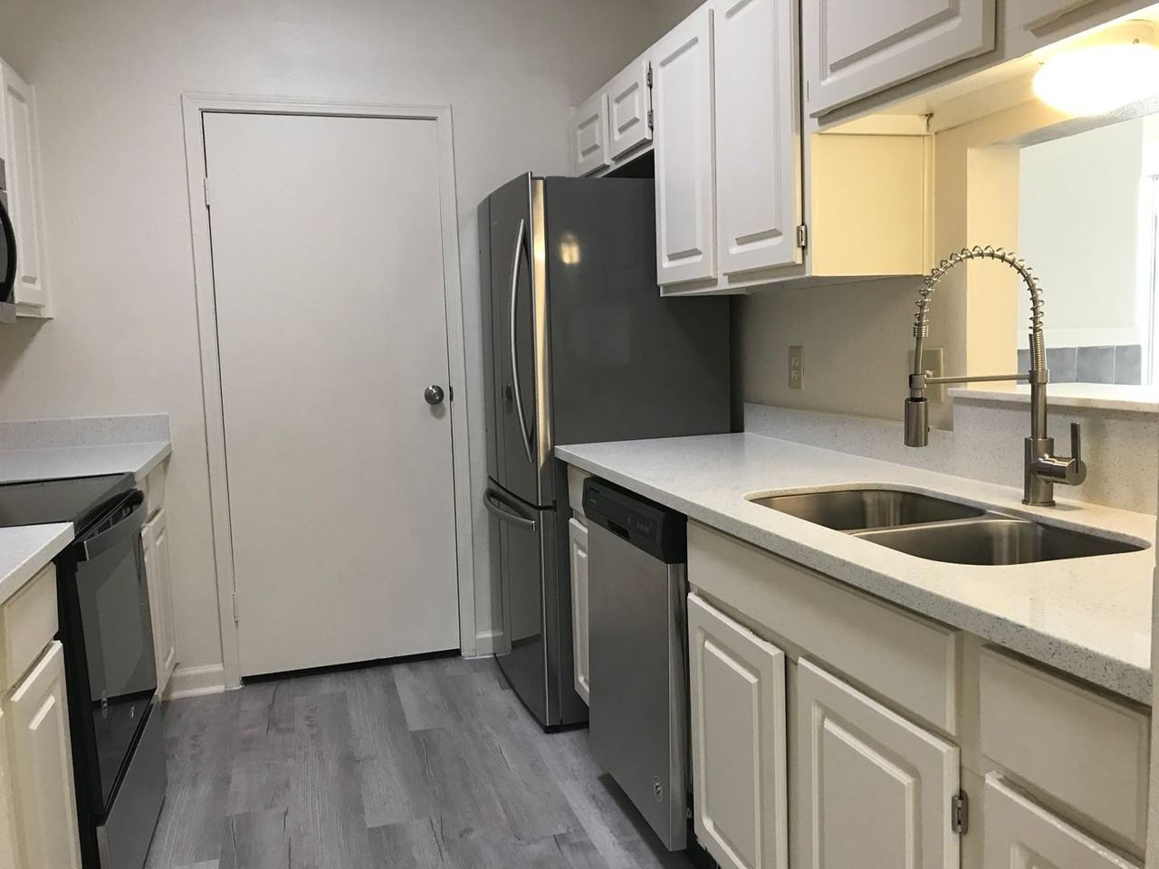 12166 Metric Blvd #267 - Photo 3 of 21