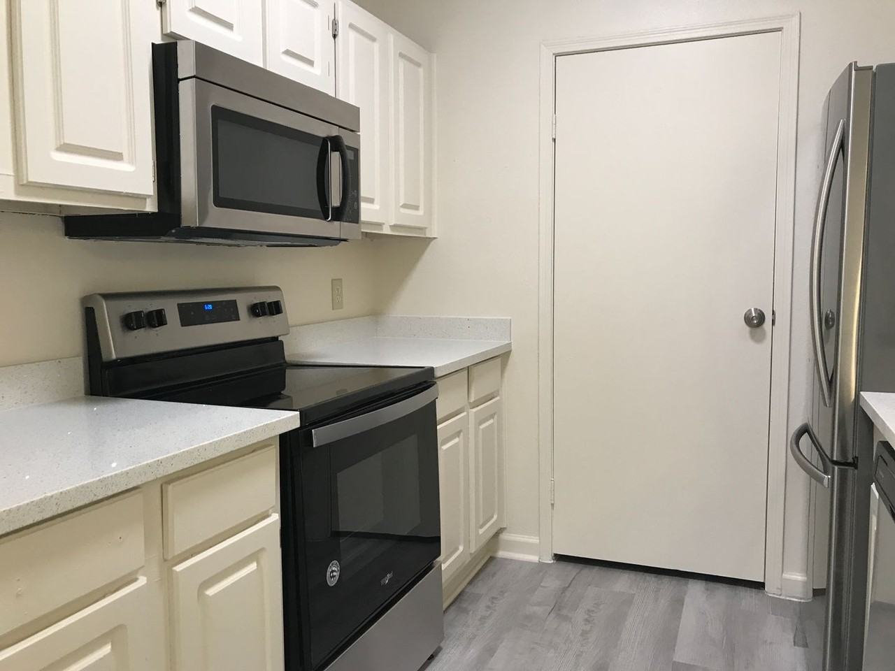 12166 Metric Blvd #267 - Photo 6 of 21