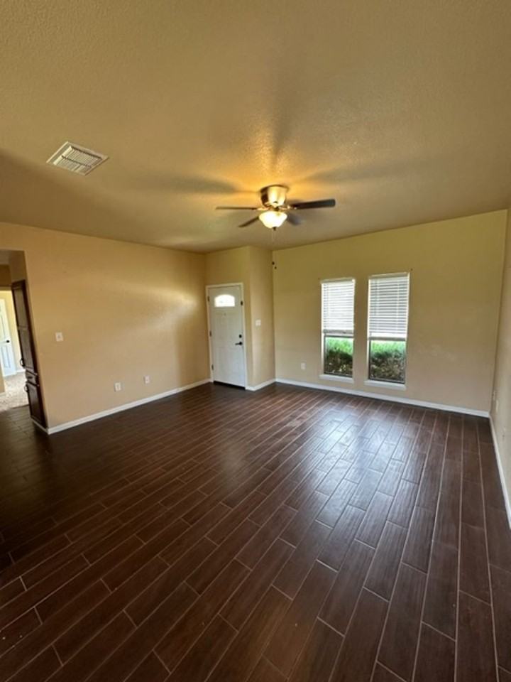 3949 Purdue Ln - Photo 5 of 13