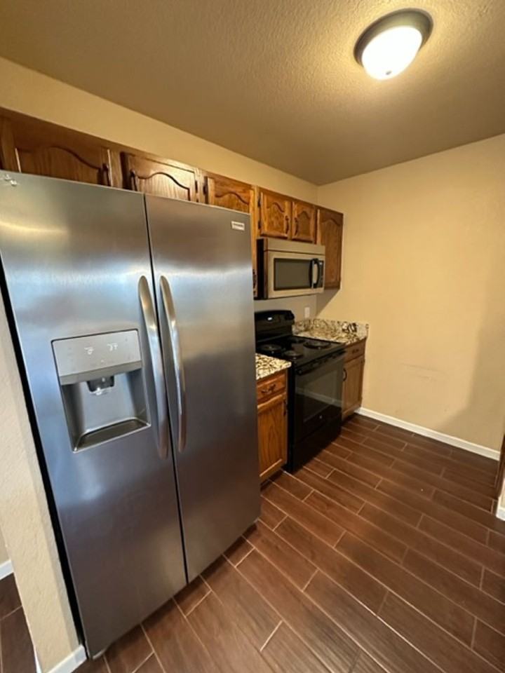3949 Purdue Ln - Photo 6 of 13