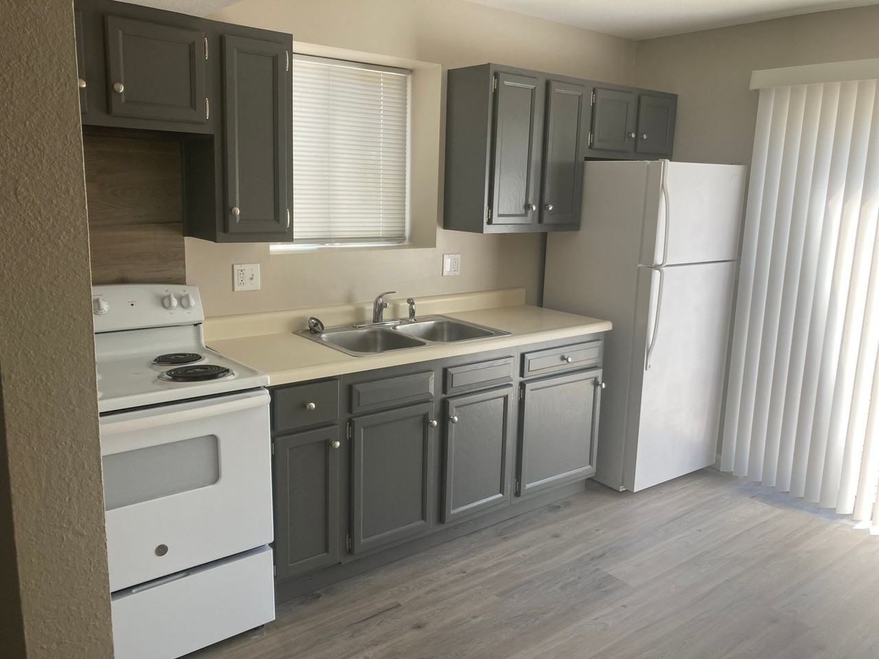 4235 Sunset Dr #1 - Photo 6 of 12