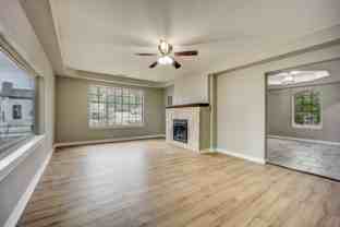 1920 Houston St - Photo 1 of 1
