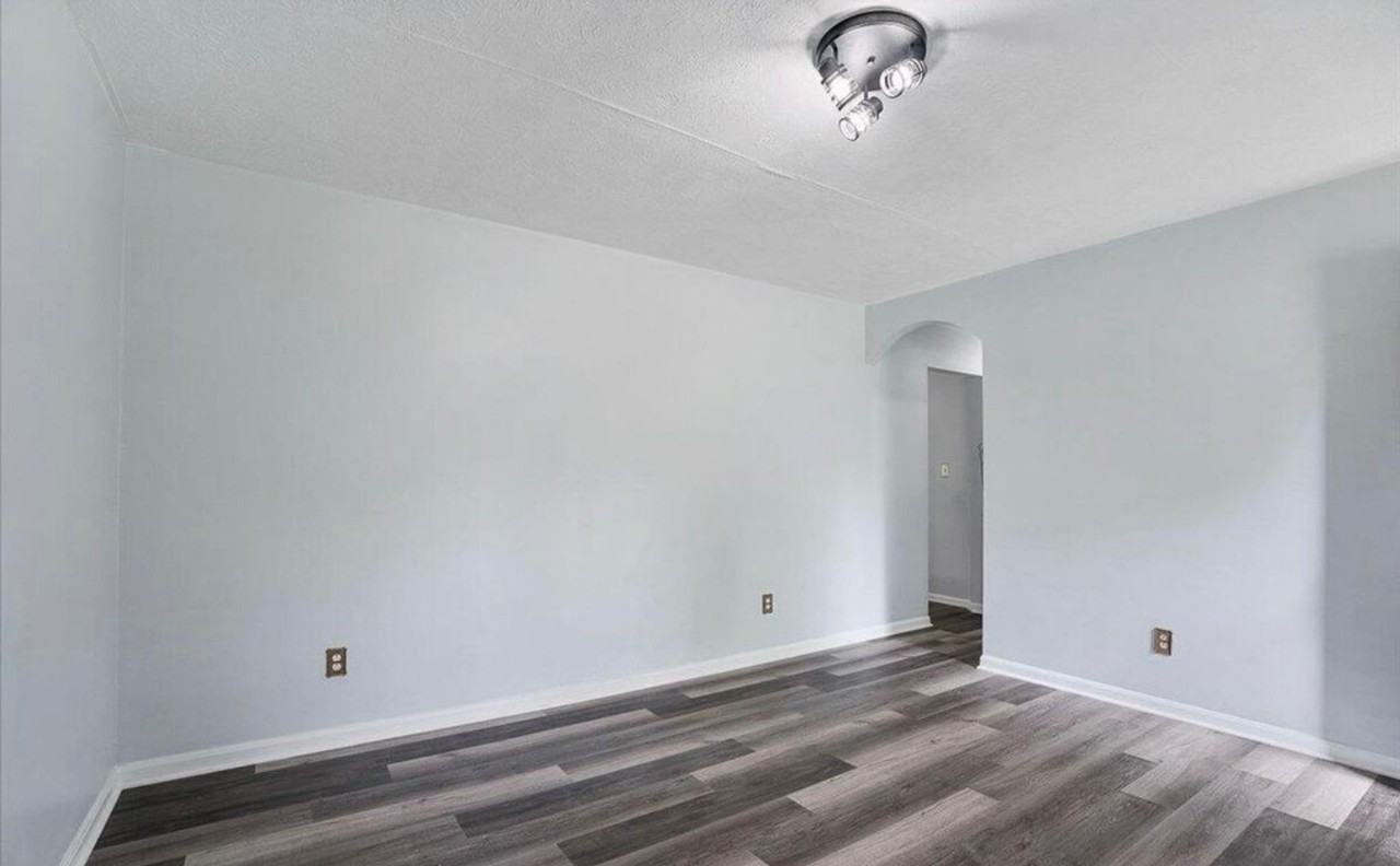 10201 Waycross Ave - Photo 4 of 25