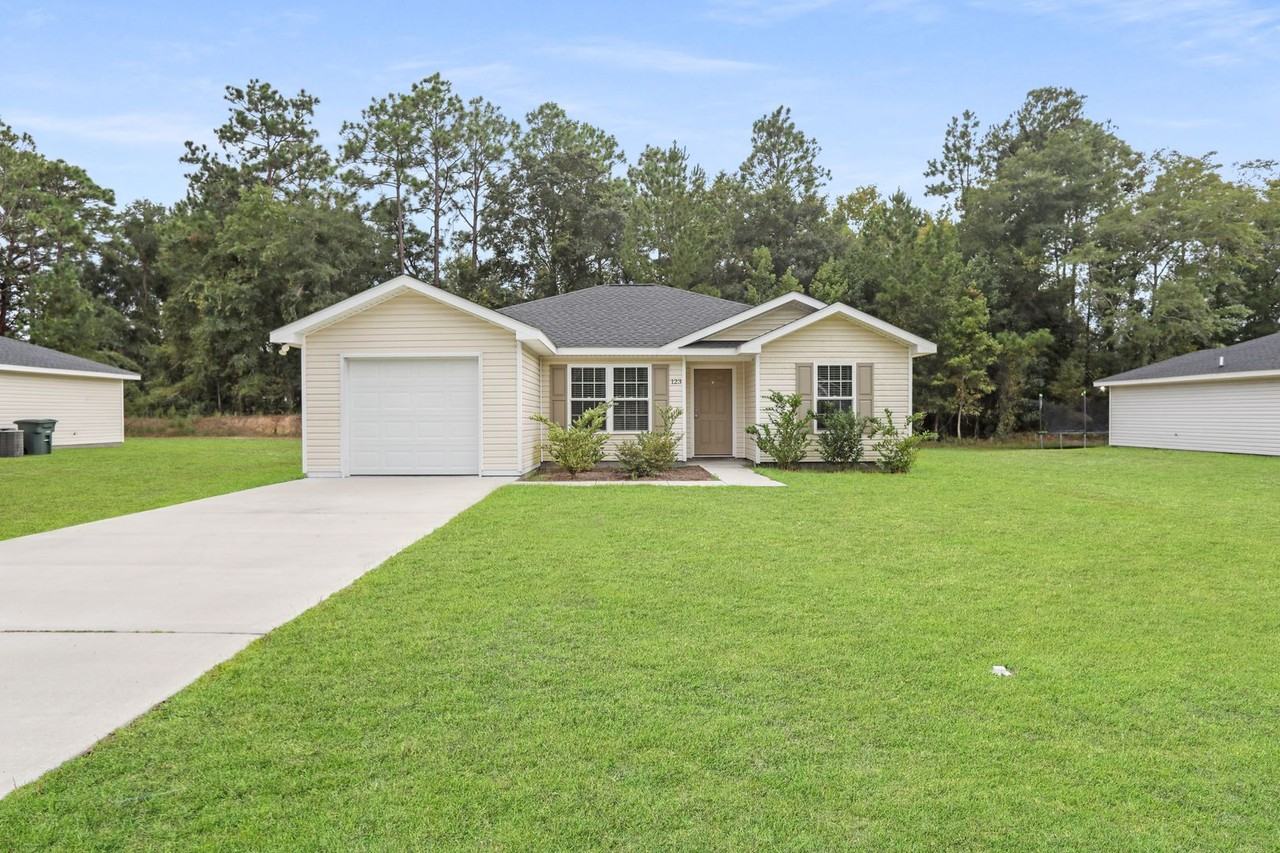 123 Villa Rd - Photo 2 of 17