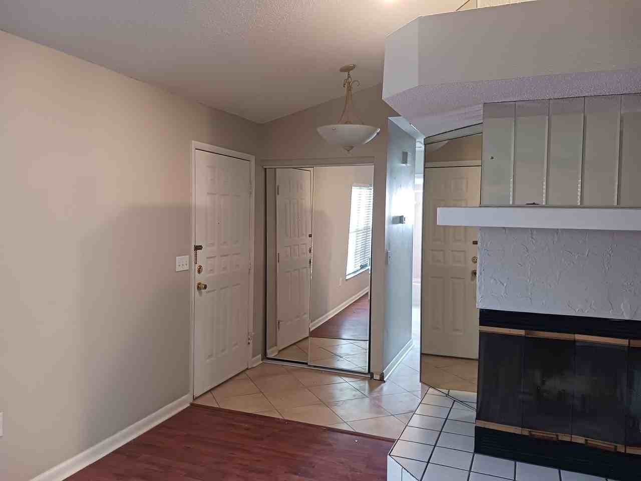1134 Fuchsia Dr - Photo 3 of 35