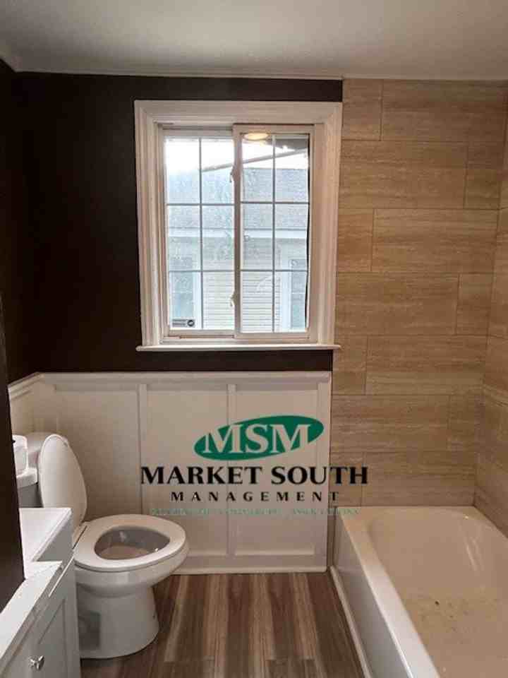 305 Forrest Ave - Photo 6 of 11