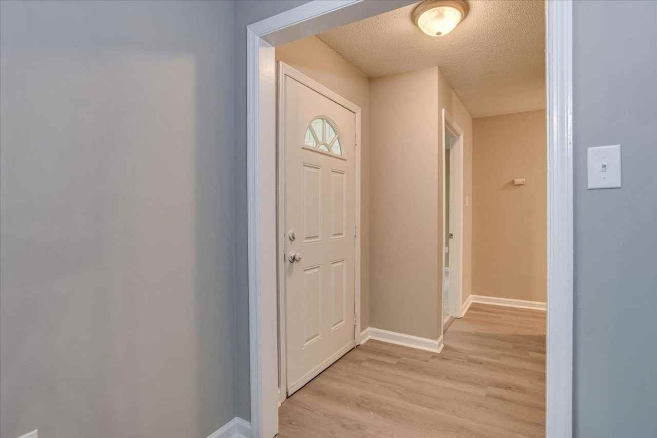 2619 2619 Corning St - Corning St. - Photo 3 of 24