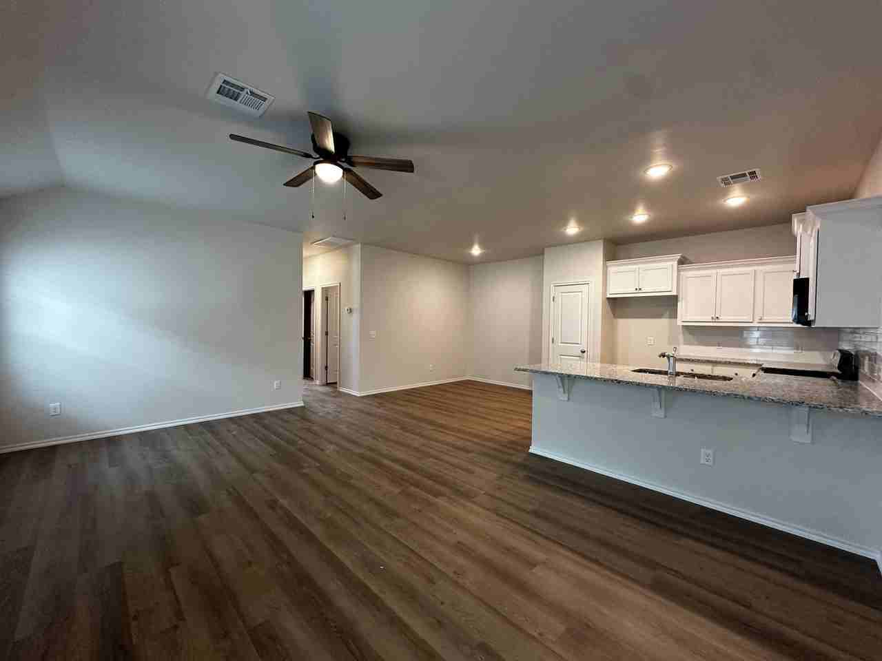 3715 Franks Way - Photo 5 of 17