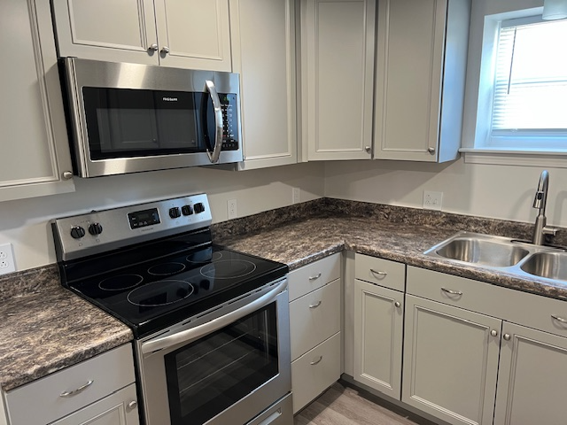 261 Main St #1 - Photo 3 of 12