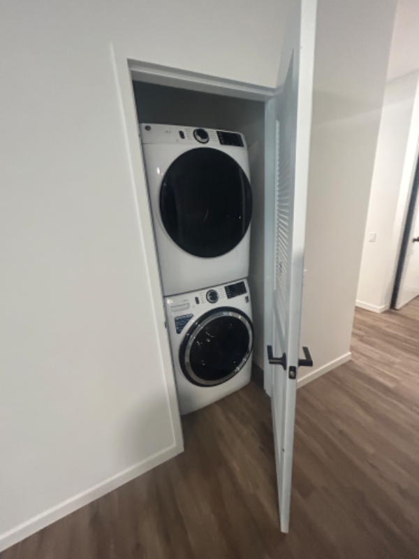 1100 W Randolph St - Photo 7 of 20