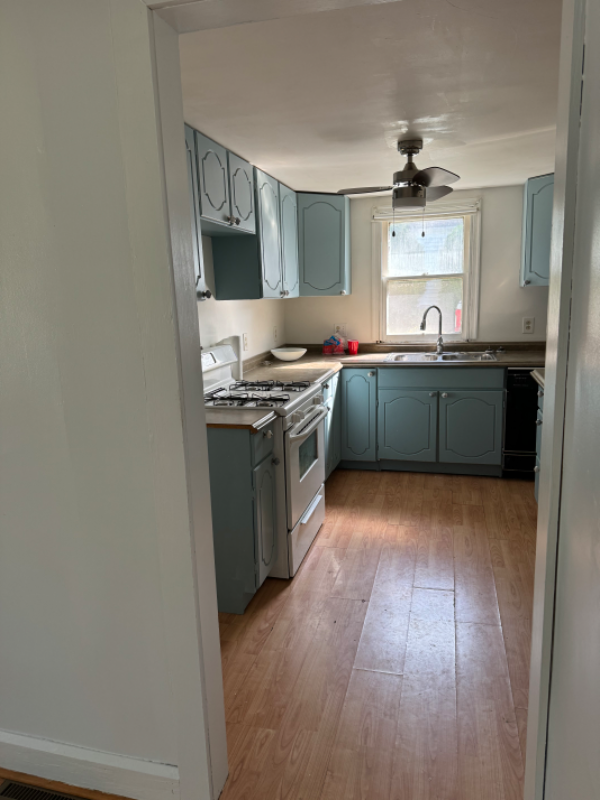 8846 Stetson Dr Ne - Photo 3 of 5