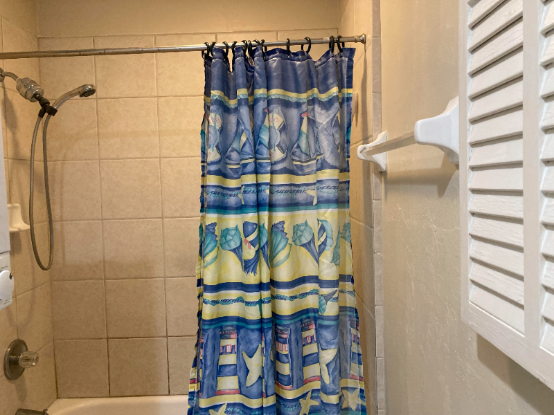 203 Esther St - Photo 5 of 30