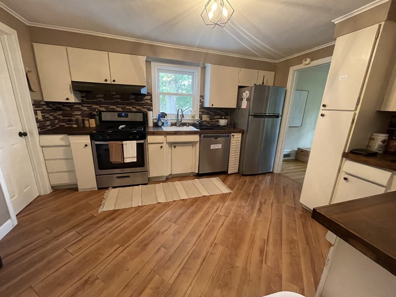 449 Buckingham Ave #3 - Photo 4 of 17