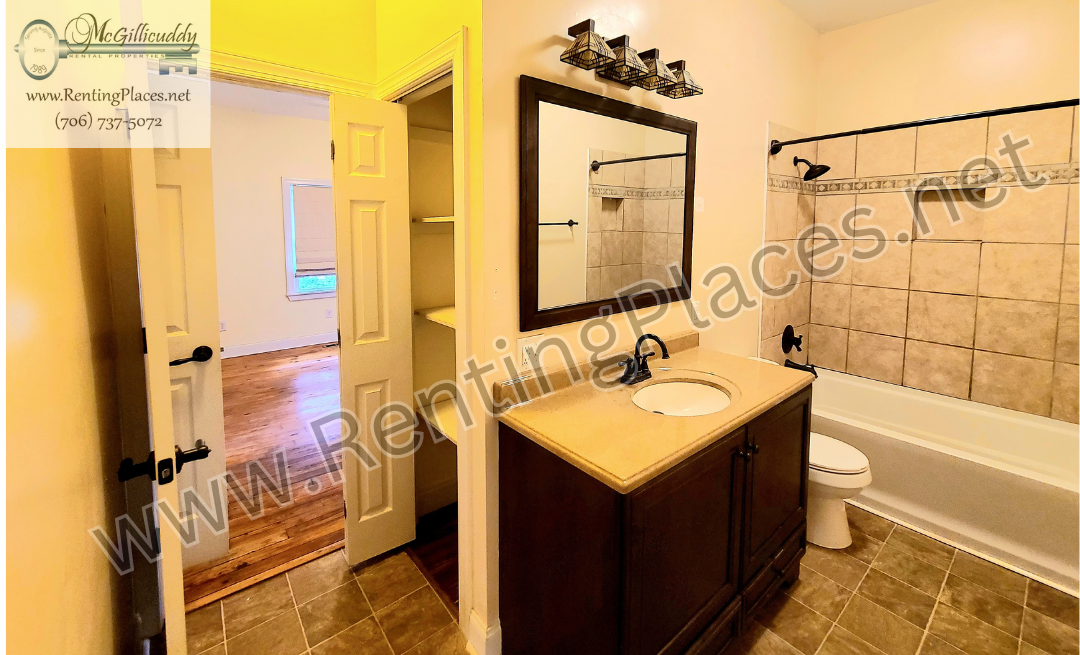 1105 Heard Ave #NA - Photo 7 of 11