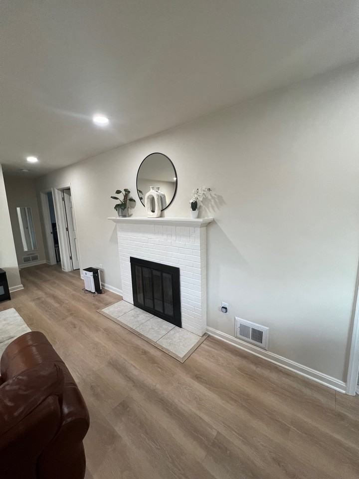 9713 9713 Braddock Road Bedroom 1 #NA - Photo 7 of 11