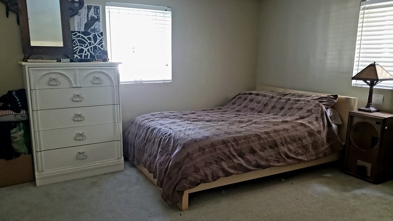 2196 East 32nd Avenue - Photo 3 of 6
