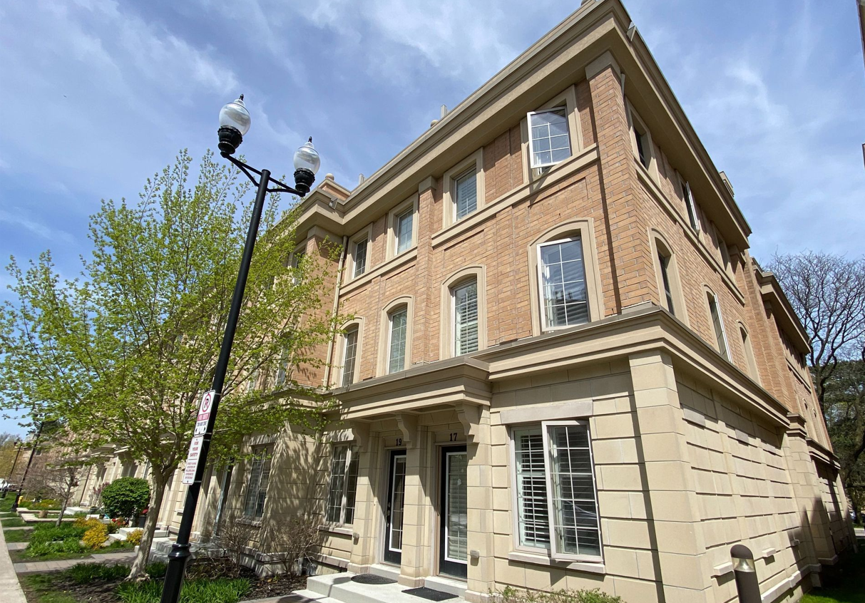 17 Hargrave Lane - Photo 2 of 21