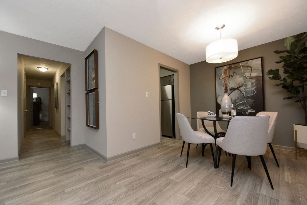 Veridian Castleton - Photo 7 of 17