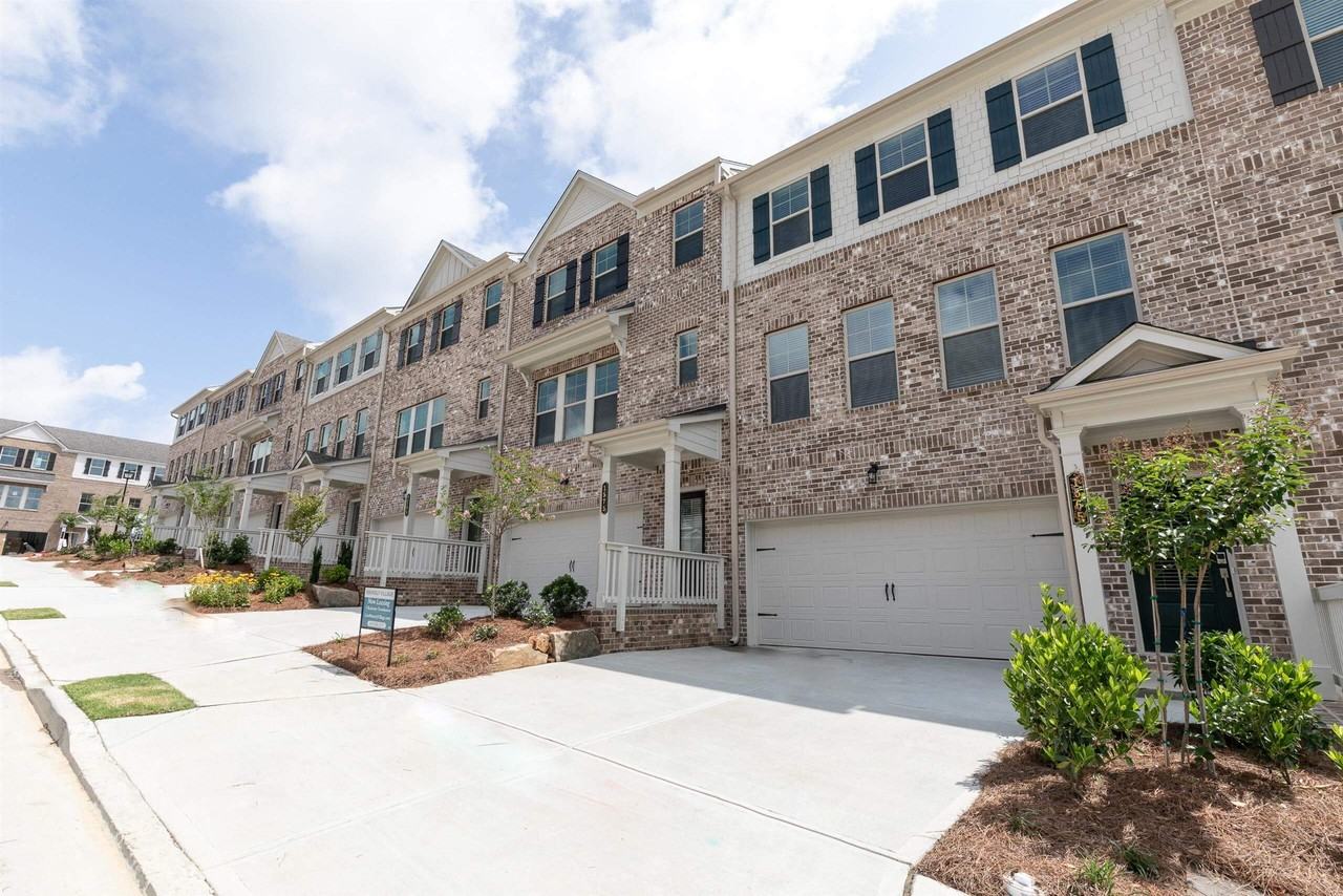 Waverly Village - Photo 5 of 52