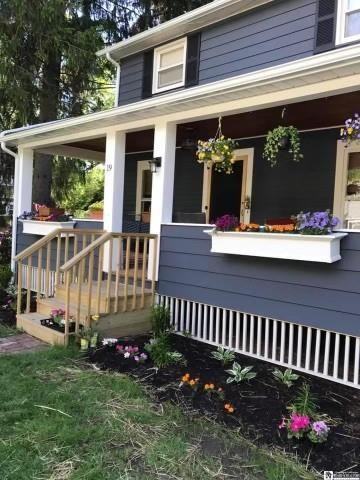 19 Bentley Ave - Photo 2 of 18