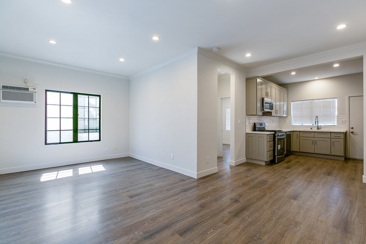 2914 9th Avenue #B - Photo 5 of 13