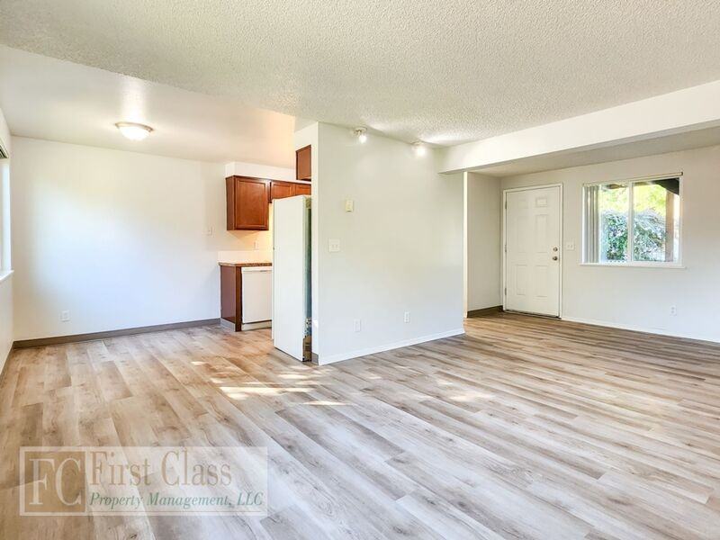 10068 Sw Garrett St - Photo 5 of 19