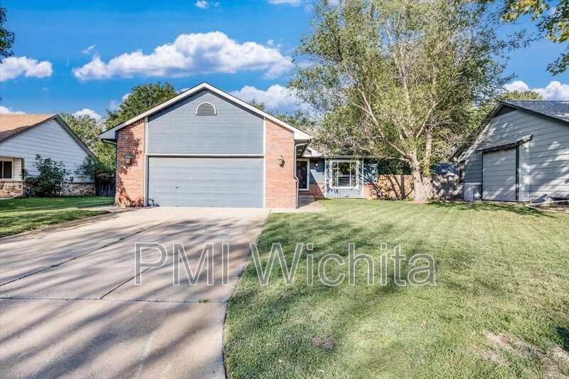 3607 N Athenian St - Photo 2 of 38