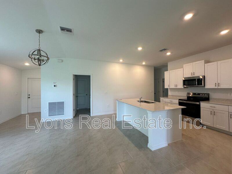 12341 Amber Waves Rd - Photo 2 of 26