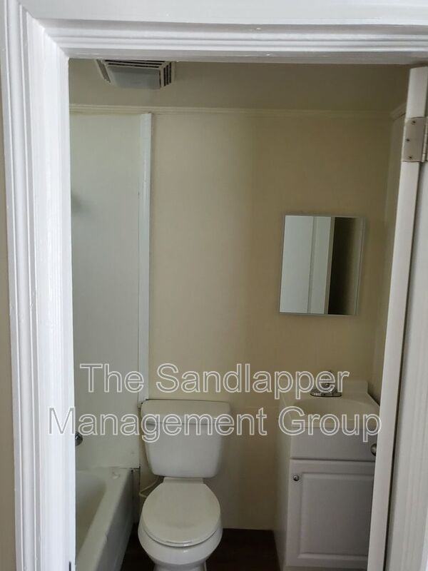 3309 Spruill Ave - Photo 5 of 7