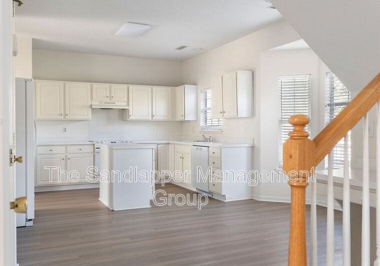 5078 Weatherstone Road - Photo 7 of 21