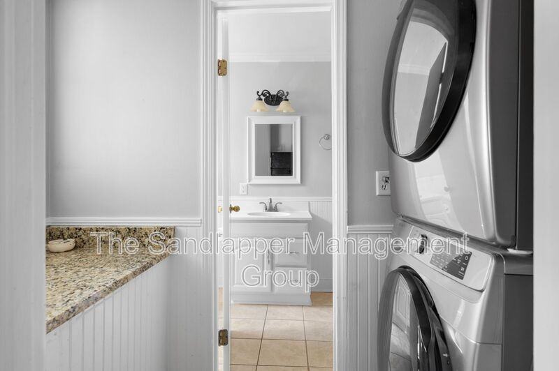 422 Race St - Photo 7 of 11