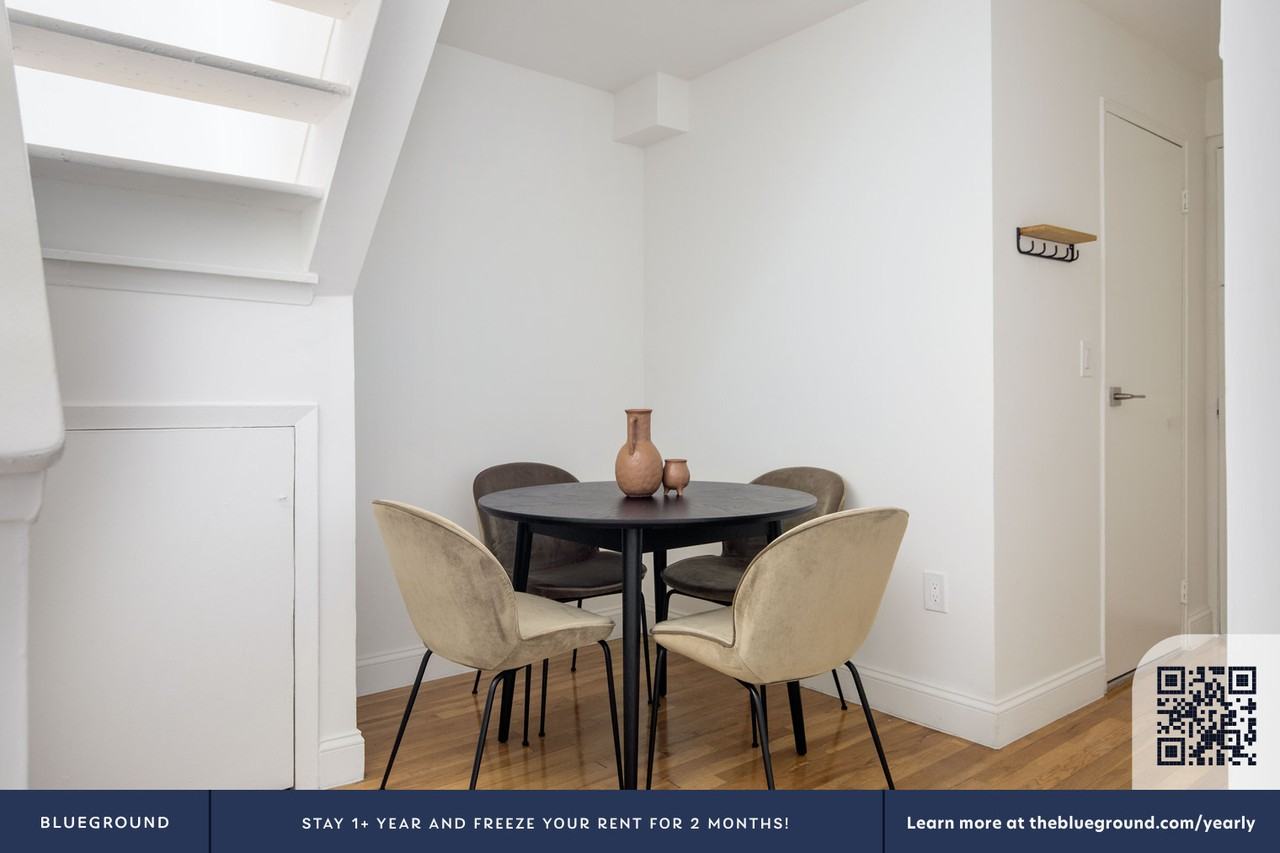 123 East 54th Street - Photo 7 of 22