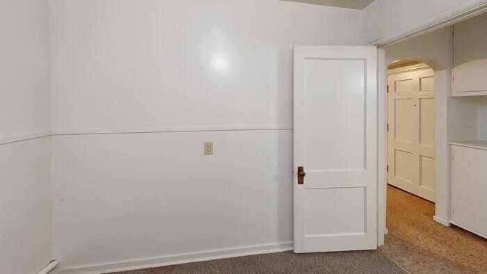 1119 E Thayer Ave #1 - Photo 2 of 5