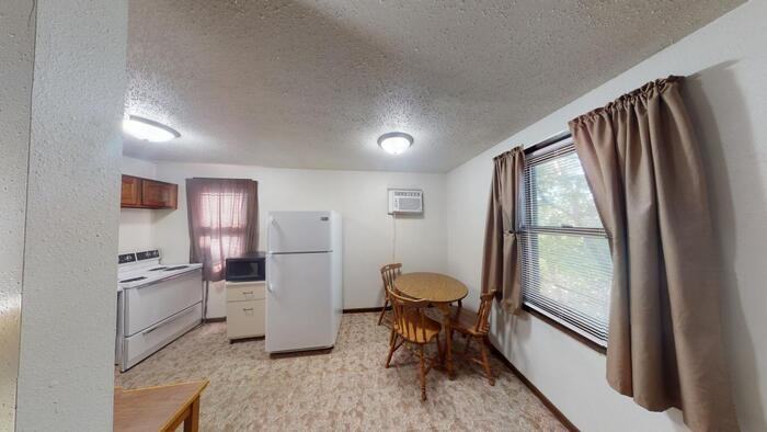 1100 E Broadway Ave #1 - Photo 2 of 10