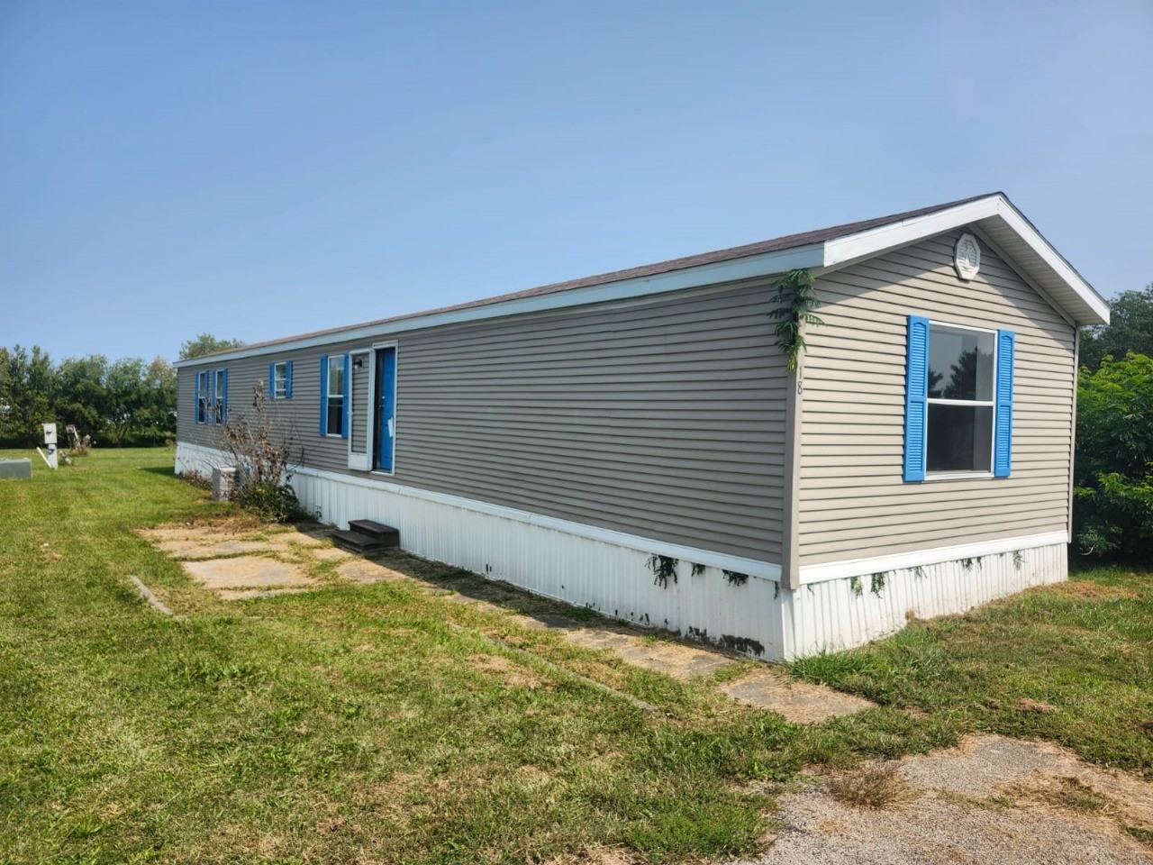 Timberline Mobile Home Park, Goodfield, IL 61742 3 Bedroom Apartment