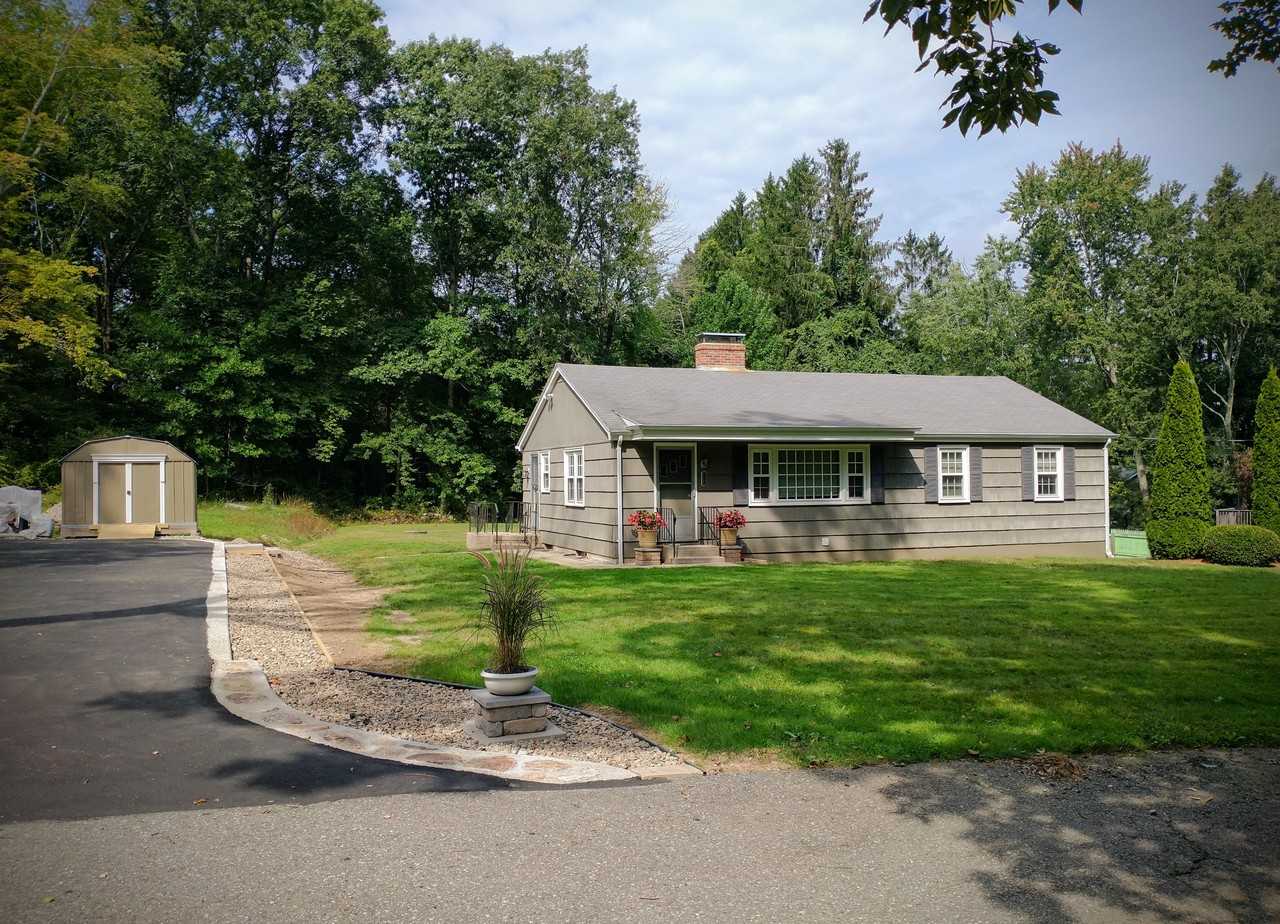 38 Bergman Dr #A - Photo 2 of 13