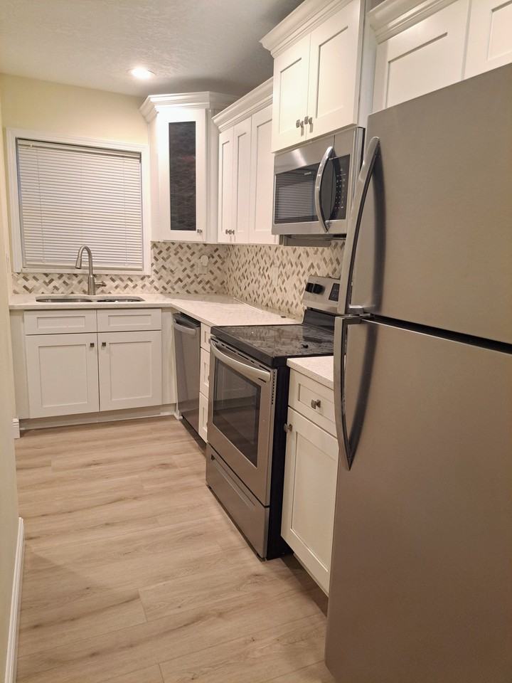 1920 East Edgewood Drive #Q5 - Photo 7 of 21