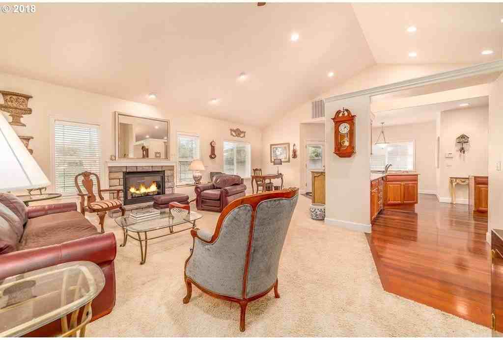358 Pebble Beach Dr - Photo 2 of 10