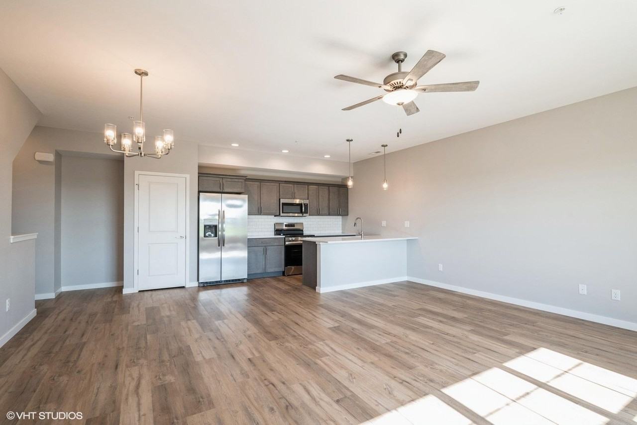 Rookwood Commons 2863 - Photo 5 of 10