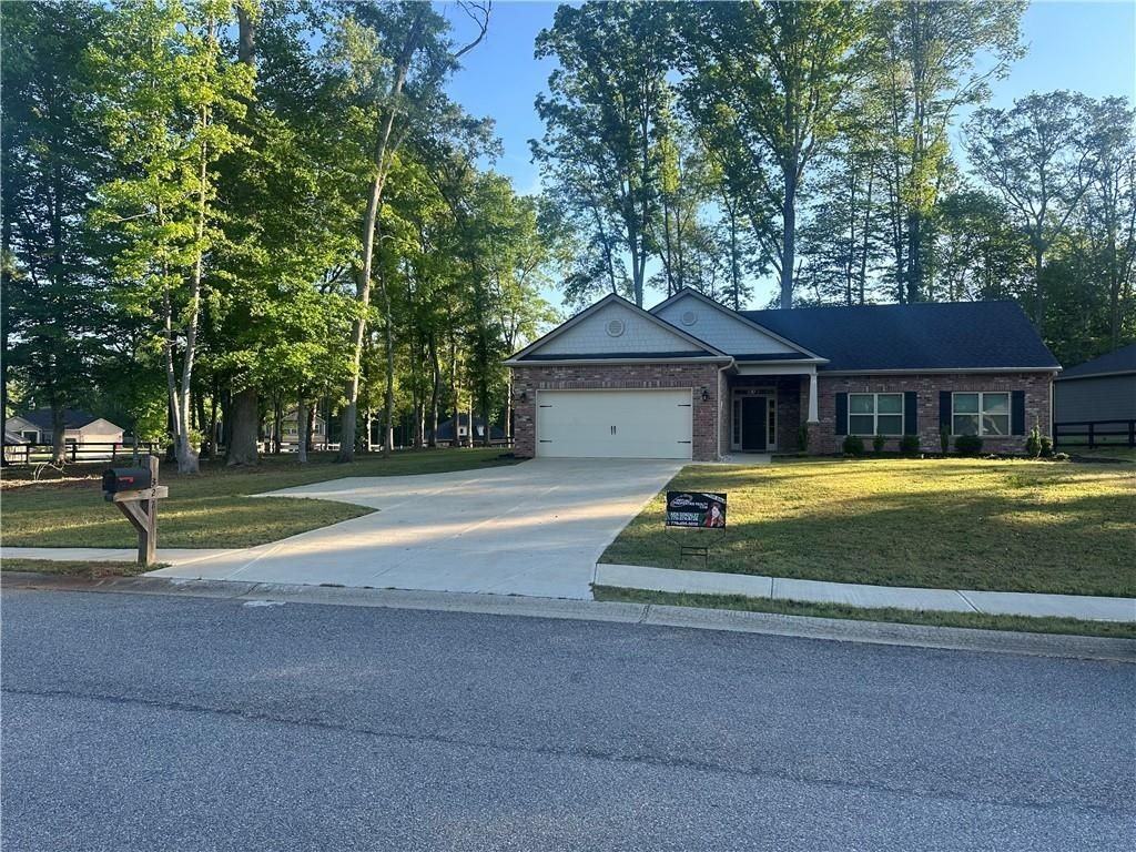 322 River Mansion Dr - Photo 3 of 25