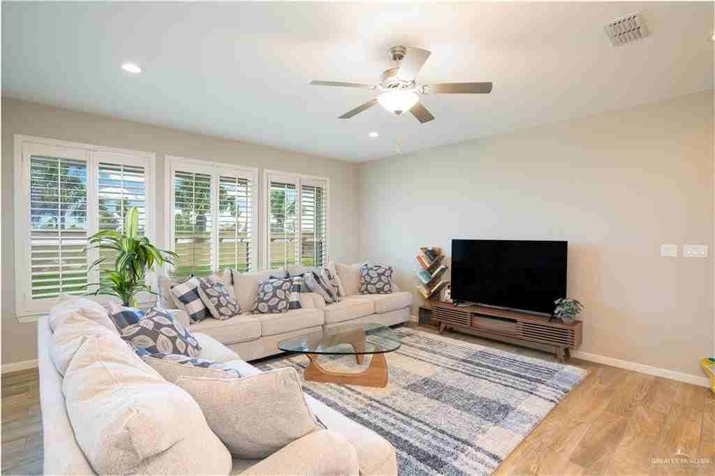 4600 Choke Canyon Dr ##1 - Photo 3 of 25