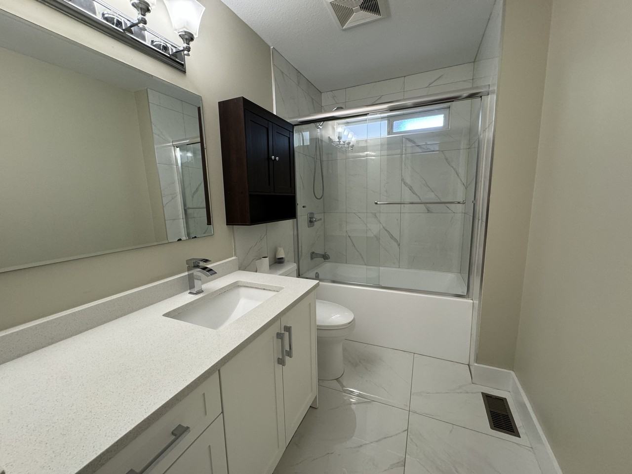 22988 Cliff Avenue - Photo 3 of 24