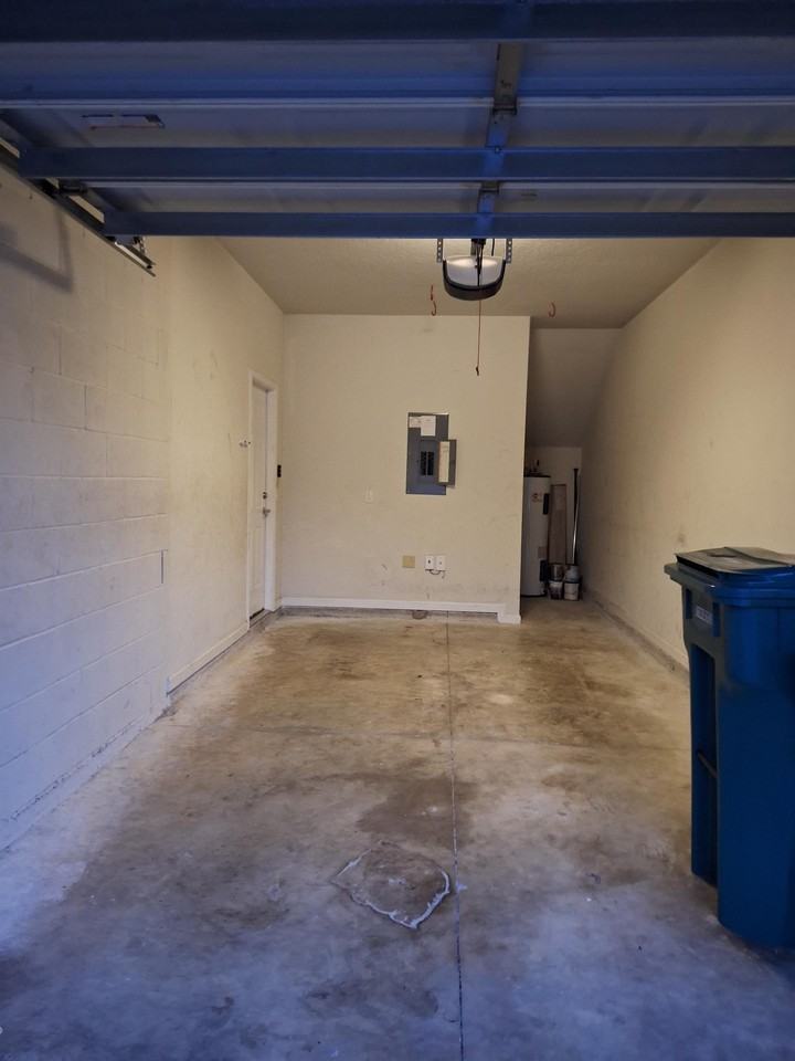 13410 English Peak Court #1 - Photo 4 of 20