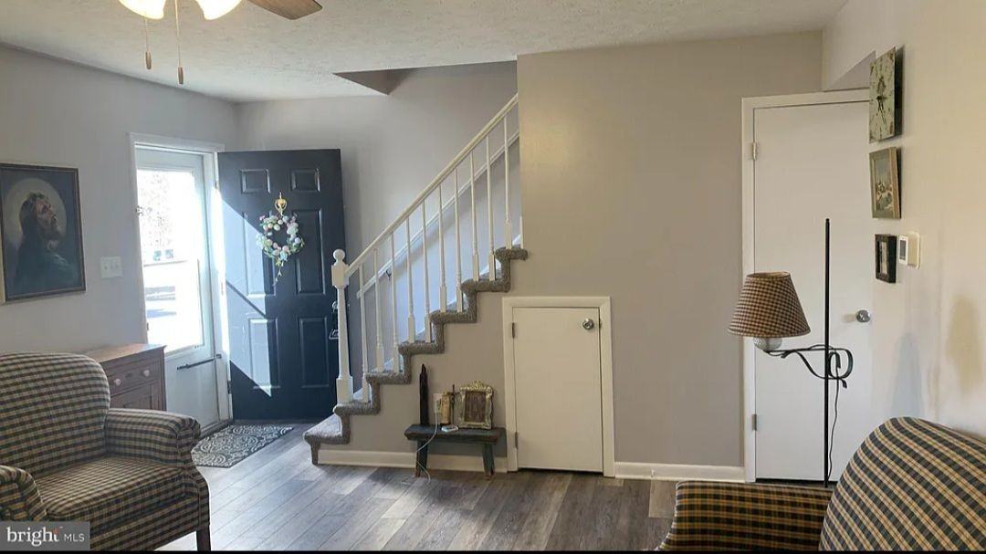 1126 Wadewood Ct - Photo 6 of 21