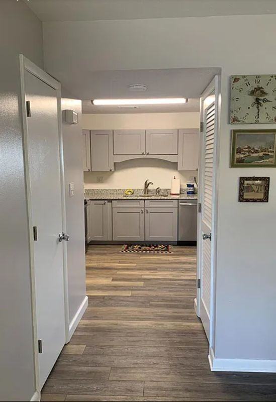 1126 Wadewood Ct - Photo 7 of 21