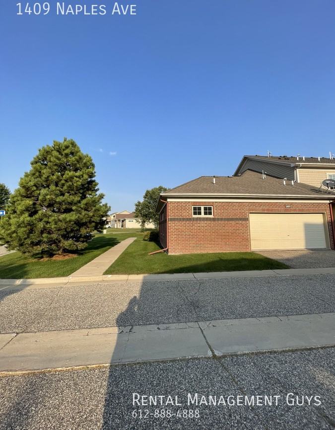 1409 Naples Ave - Photo 2 of 21