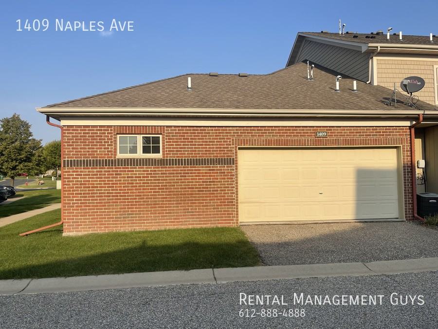 1409 Naples Ave - Photo 3 of 21