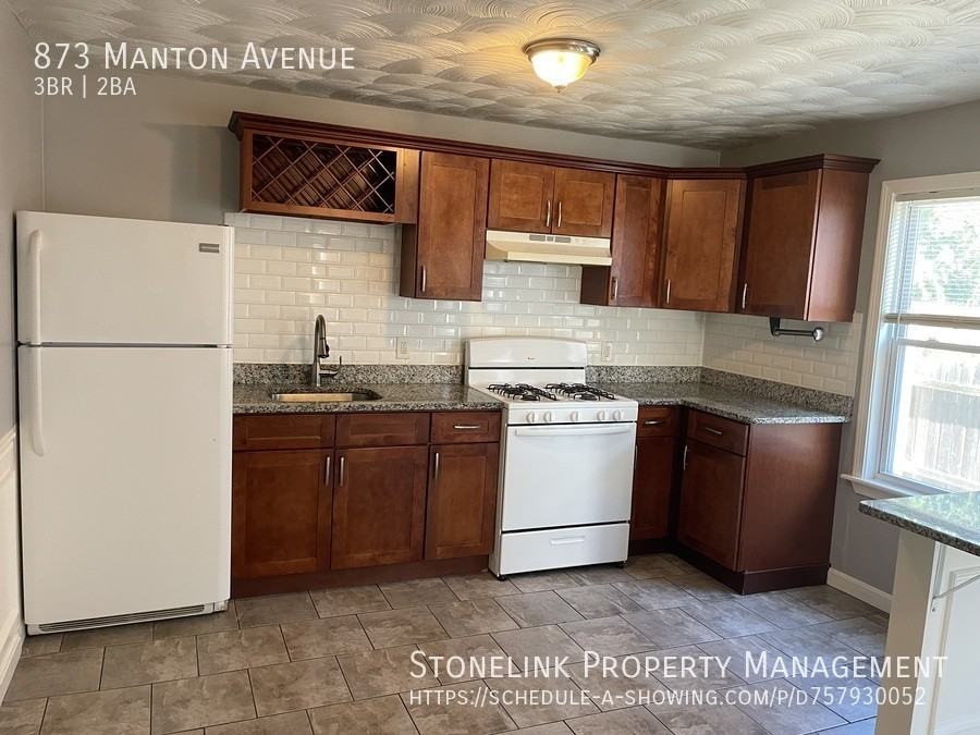 873 Manton Ave - Photo 3 of 15